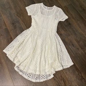 American Rag White Lace Cream Short Sleeved Dress Zipup Cottagecore Size Small